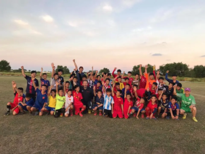 アデランテサッカーアカデミー