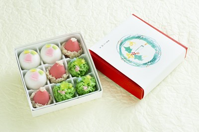 御菓子所高木のクリスマスパッケージ