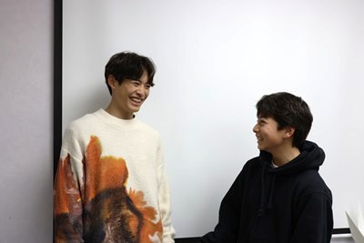 会話が弾むShunichiさんとYuuさん