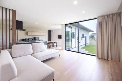 リビングダイニング全景