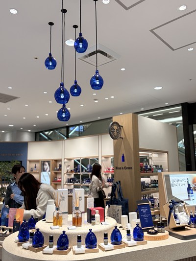 ニールズヤードレメディーズのペンダントライト