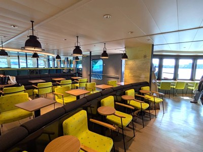 シーパセオのラウンジエリア