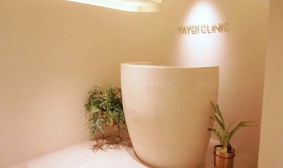 YAYOICLINICの入口