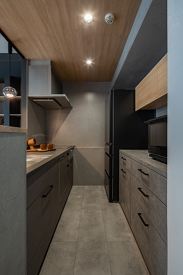 グレーで統一されたキッチン