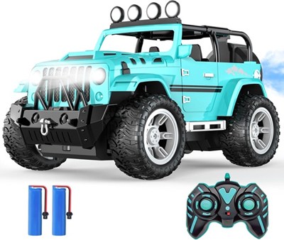 水色のオフロードラジコンカー