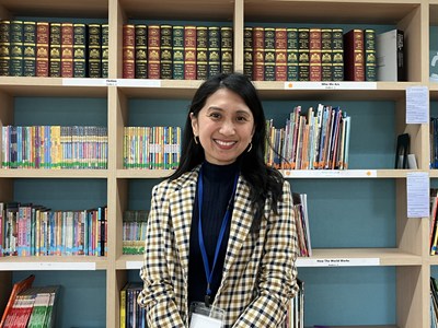 クラリス先生のバストアップ写真