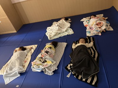 乳児棟でのお昼寝の様子
