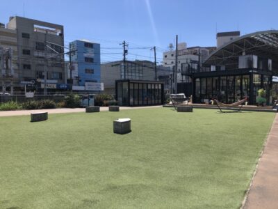 KOI PLACE (2)