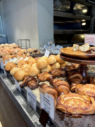 LUCKY BAKERY