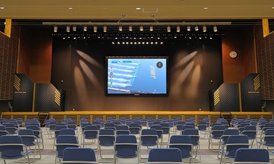 ボートレース宮島の会場イベントホール